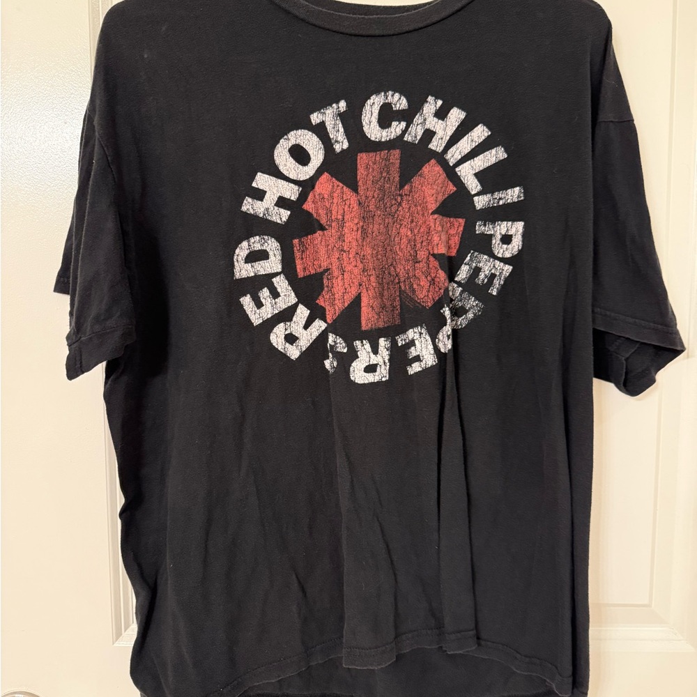 Red Hot Chili Peppers Black Tee - Short Sleeve